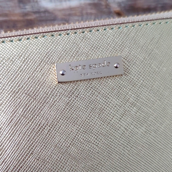 🌿KATE SPADE WALLET🌿 - Picture 6 of 10